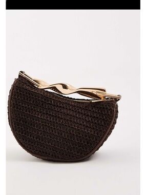 GLAMOROUS women’s woven raffia purse with gold-tone metal handle in brown
